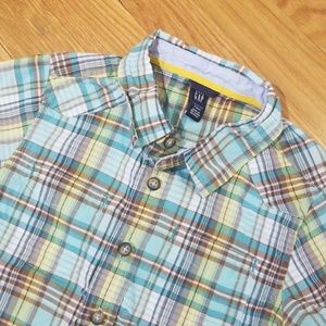 GAP Shirts & Tops - GAP Short-Sleeve Button-up, boys sz 4T GAP Shirts & Tops - GAP Short-Sleeve Button-up, boys sz 4T